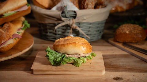 Belegtes Standard Brötchen mit Thunfischcreme